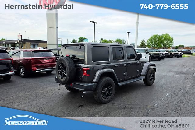 Used 2022 Jeep Wrangler Unlimited Sahara AWD/4WD image 31