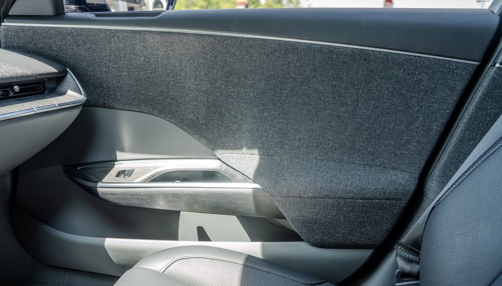 Used 2024 Lucid Air Pure image 13