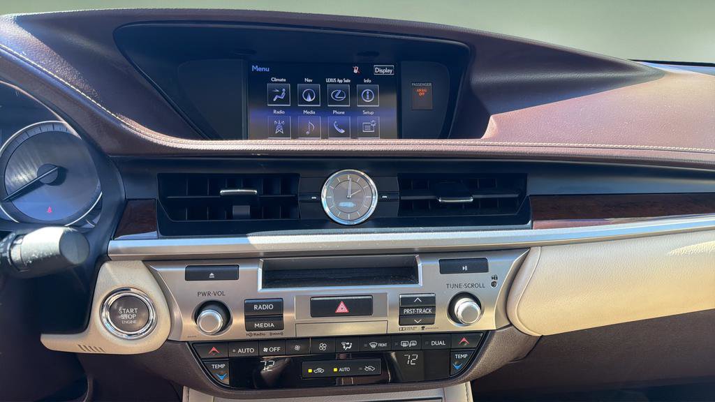 Used 2016 Lexus ES 350 w/ Navigation System Package image 25
