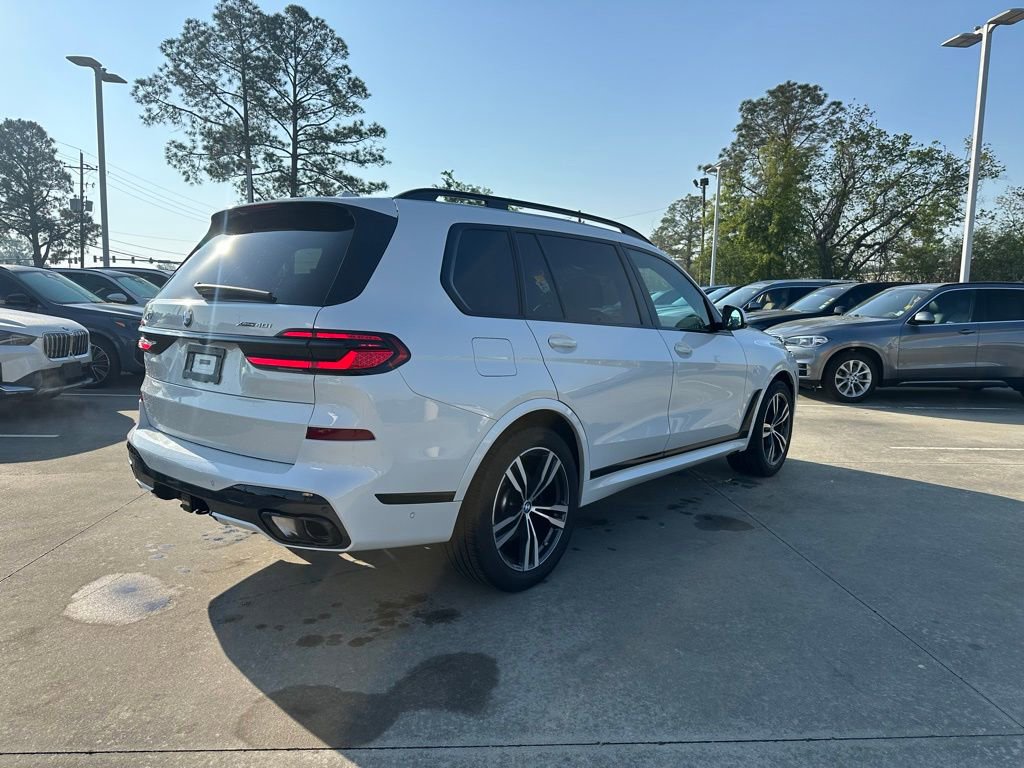 Certified 2024 BMW X7 xDrive40i w/ M Sport Package image 5