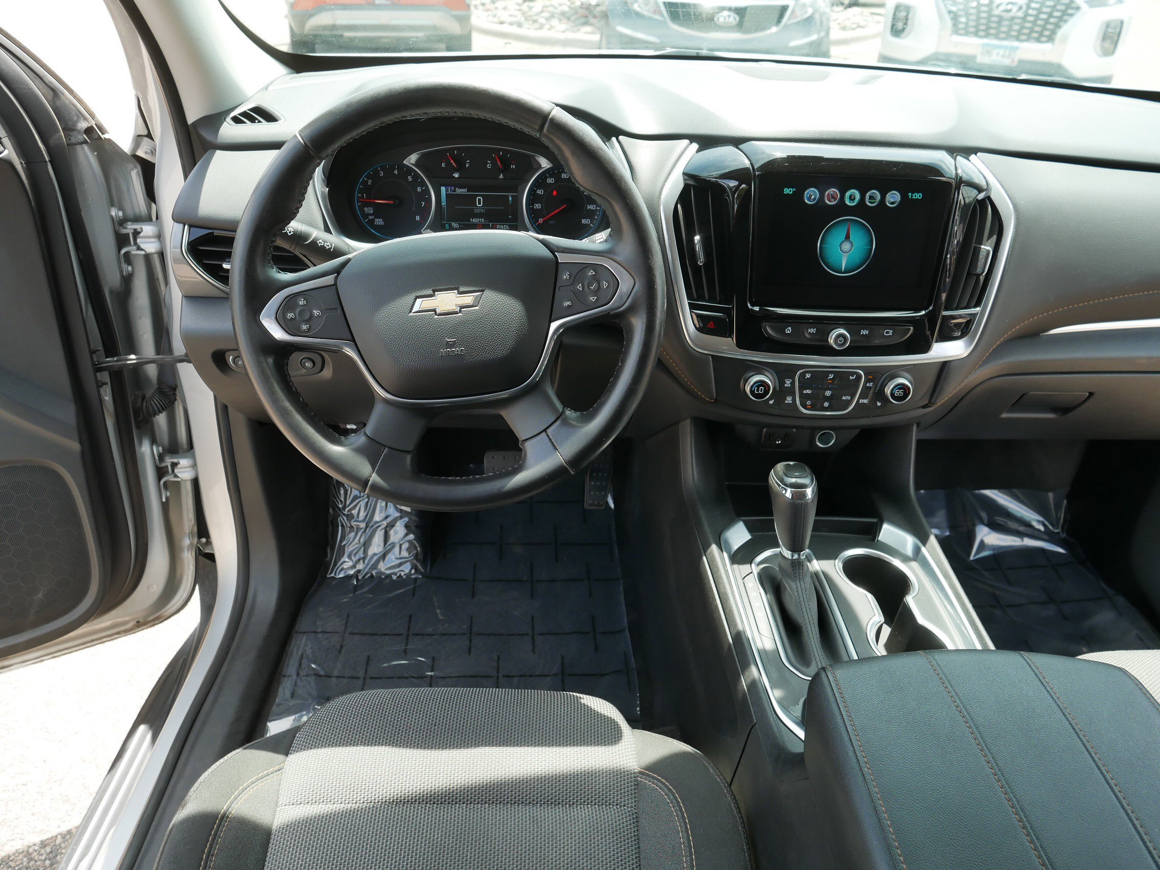 Used 2019 Chevrolet Traverse LT AWD/4WD image 21