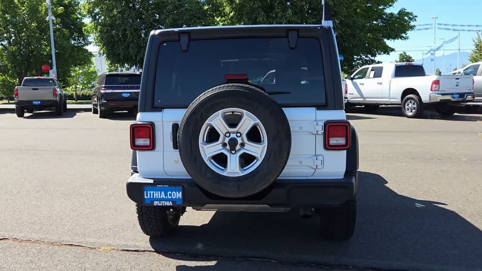 Used 2020 Jeep Wrangler Unlimited Sport S AWD/4WD image 7
