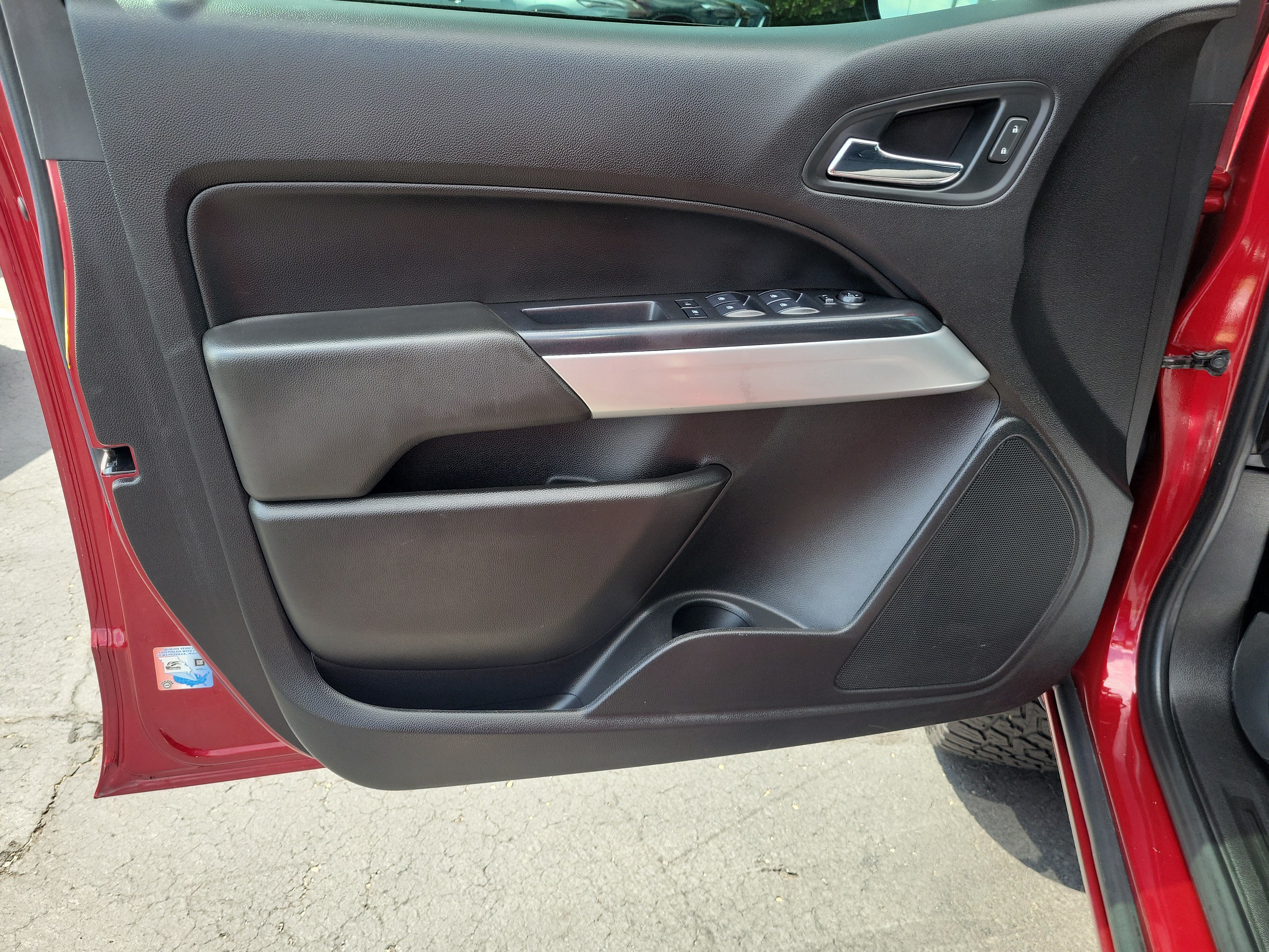 Used 2019 Chevrolet Colorado LT w/ LT Convenience Package AWD/4WD image 20