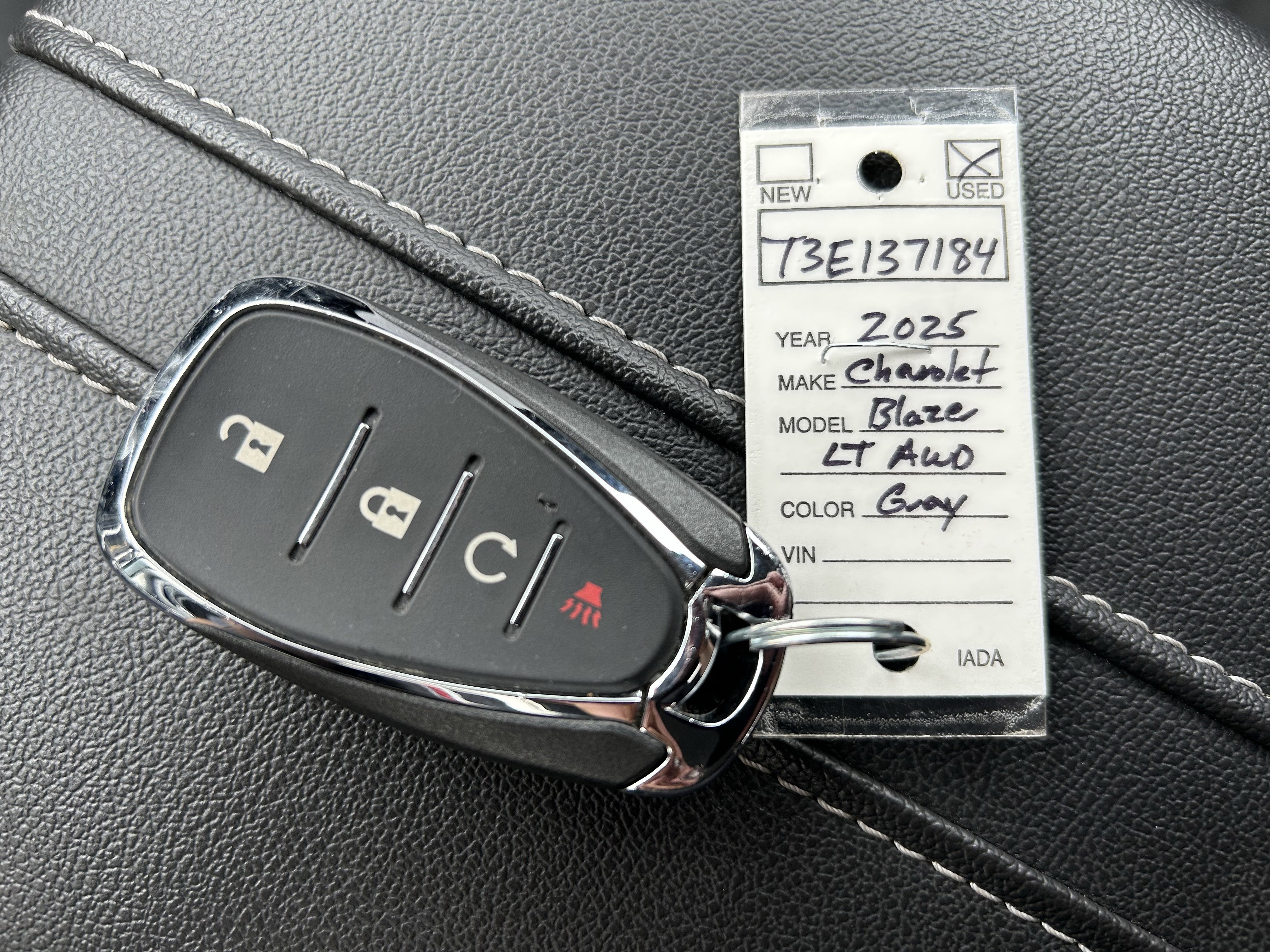 Used 2025 Chevrolet Blazer LT image 33