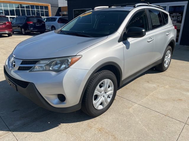 Used 2015 Toyota RAV4 LE image 3