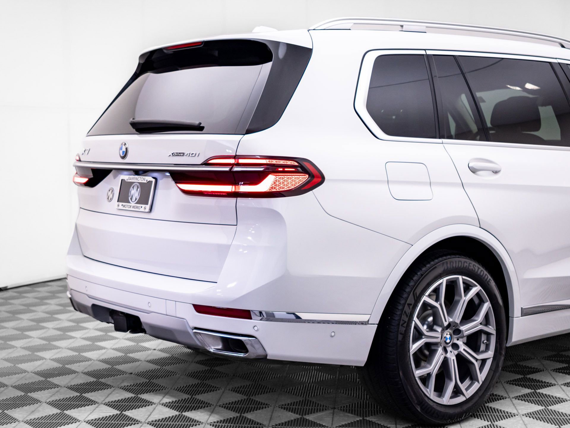 Used 2025 BMW X7 xDrive40i w/ Premium Package AWD/4WD image 42