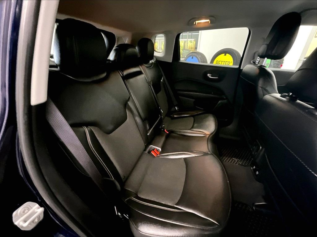 Used 2021 Jeep Compass Latitude w/ Convenience Group image 16