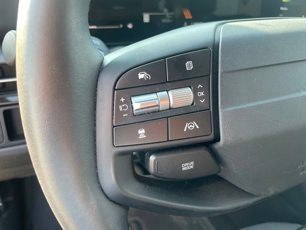 New 2026 Kia Sportage LX w/ LX Convenience Package FWD image 12