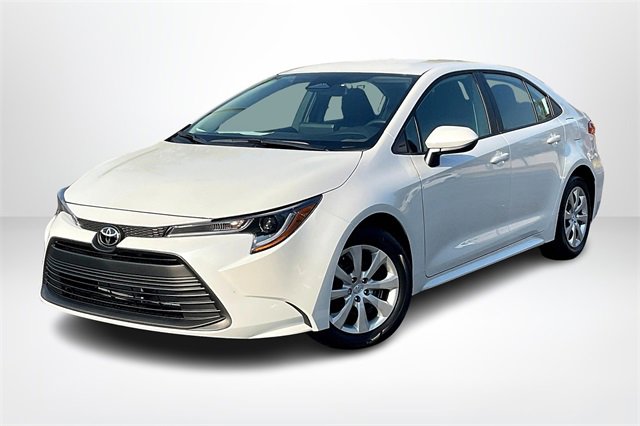 New 2026 Toyota Corolla LE image 2