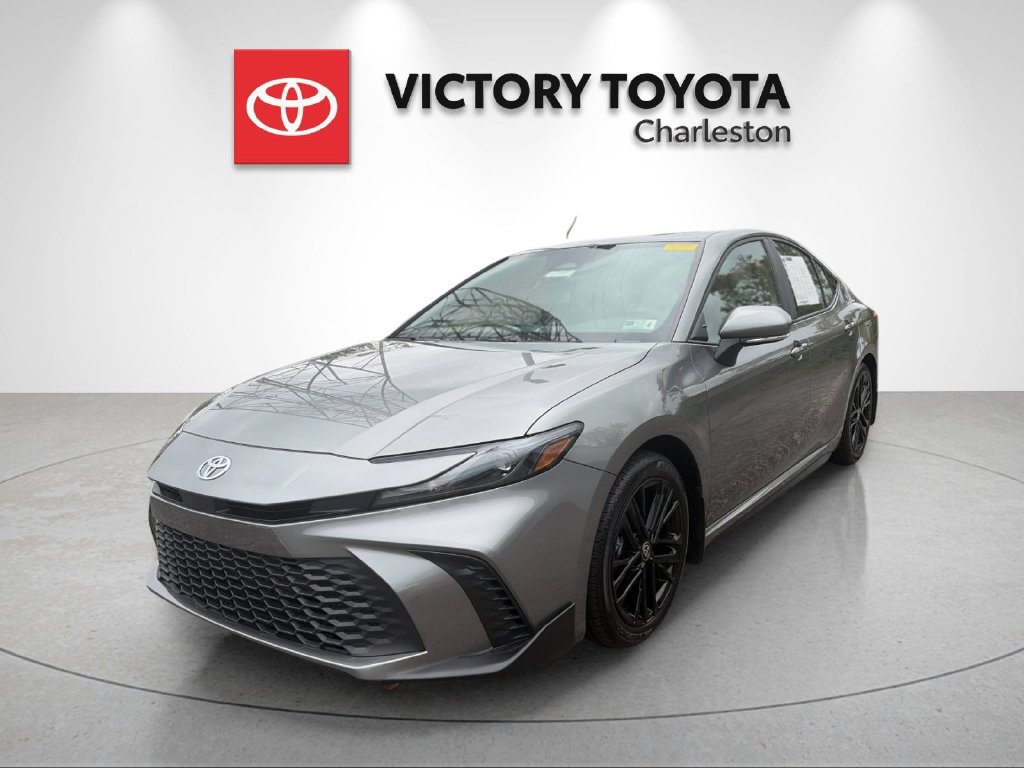Used 2026 Toyota Camry SE w/ Multimedia Upgrade Package FWD image 1