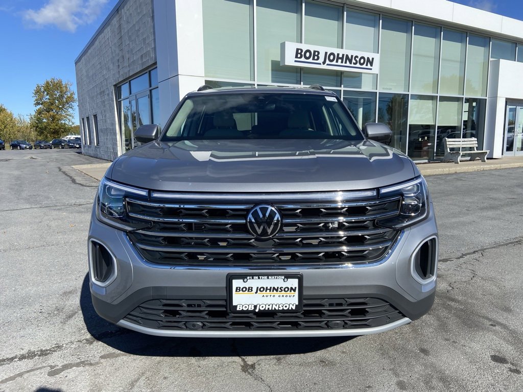 New 2026 Volkswagen Atlas SE image 2