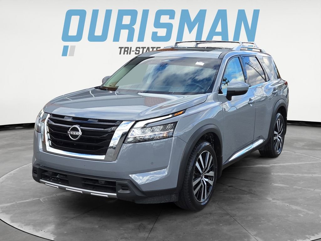 Used 2023 Nissan Pathfinder Platinum w/ Lighting Package (N92) image 2