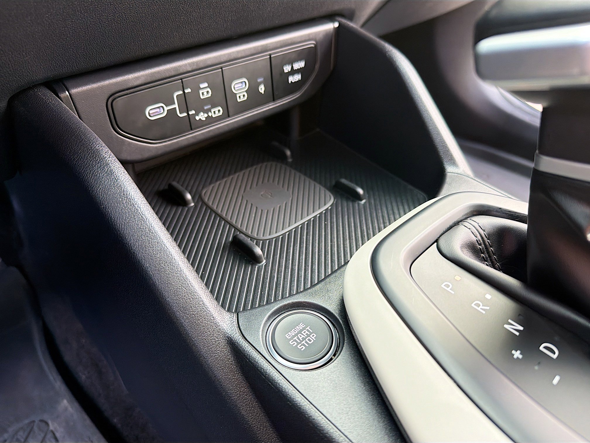 Used 2025 Kia K4 GT-Line w/ GT-Line Sunroof Package image 9