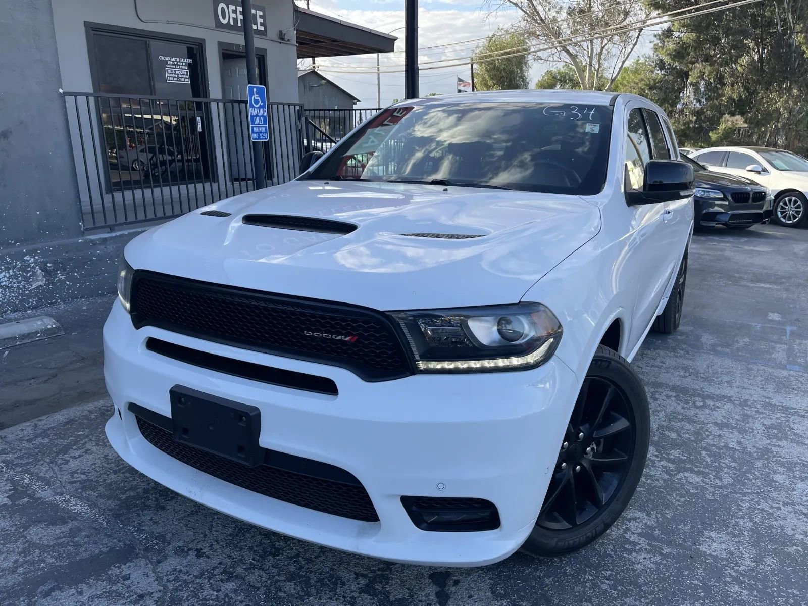 Used 2018 Dodge Durango R/T w/ Blacktop Package AWD/4WD image 1