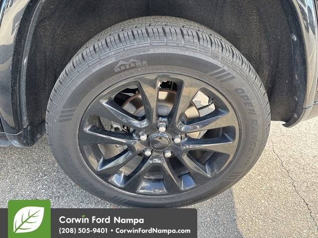 Used 2019 Jeep Grand Cherokee Altitude image 12
