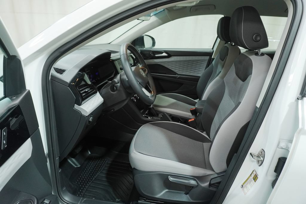 Certified 2023 Volkswagen Taos S FWD image 9