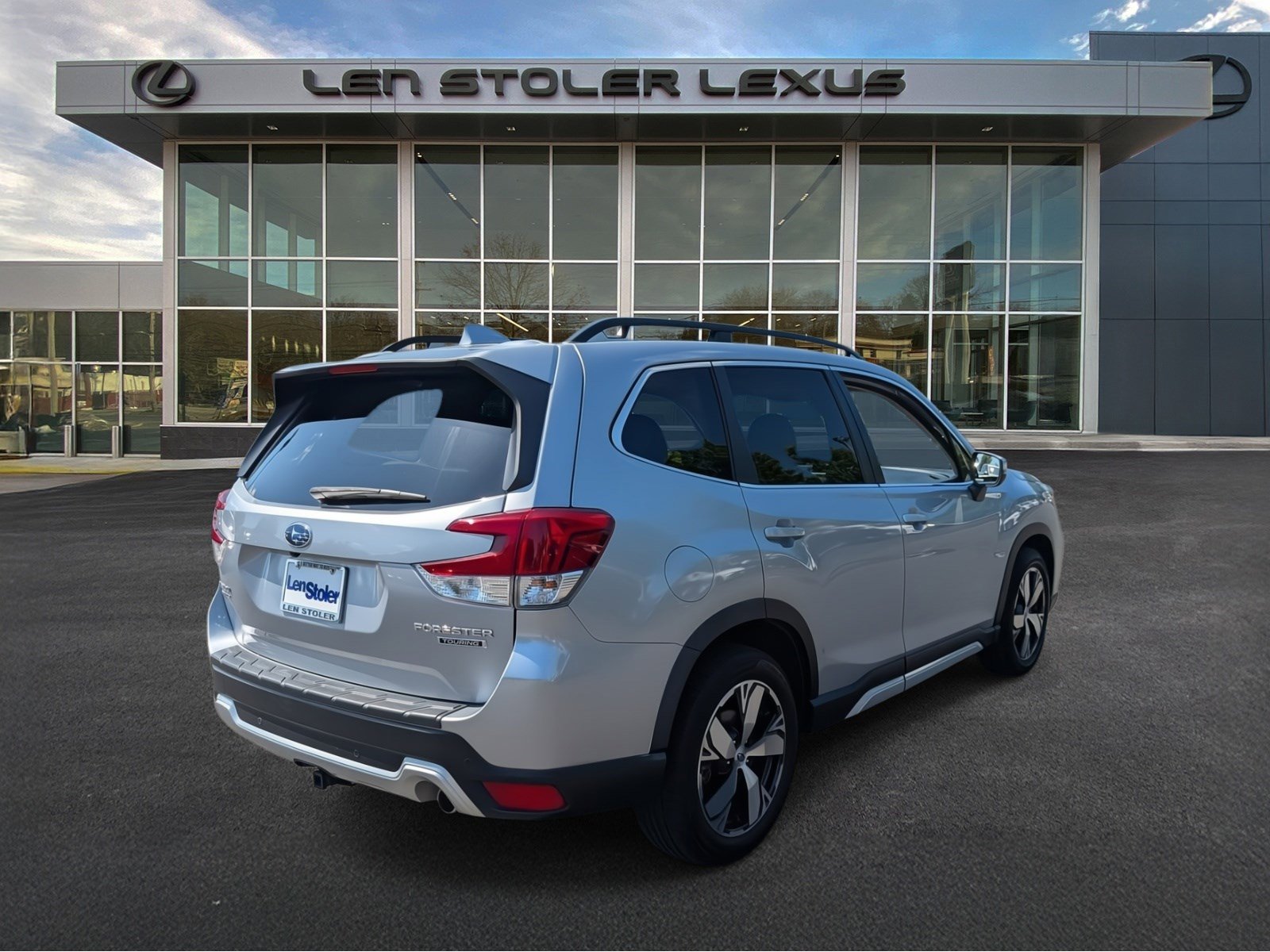Used 2020 Subaru Forester Touring w/ Popular Package #2 image 4