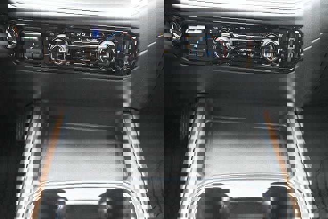 New 2026 Chevrolet Silverado 2500 High Country w/ High Country Premium Package AWD/4WD image 24