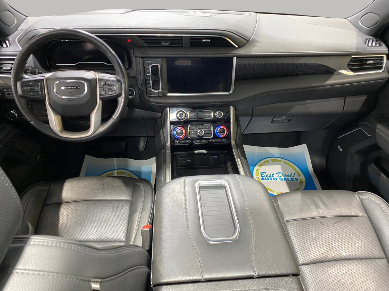 Used 2022 GMC Yukon XL Denali image 25