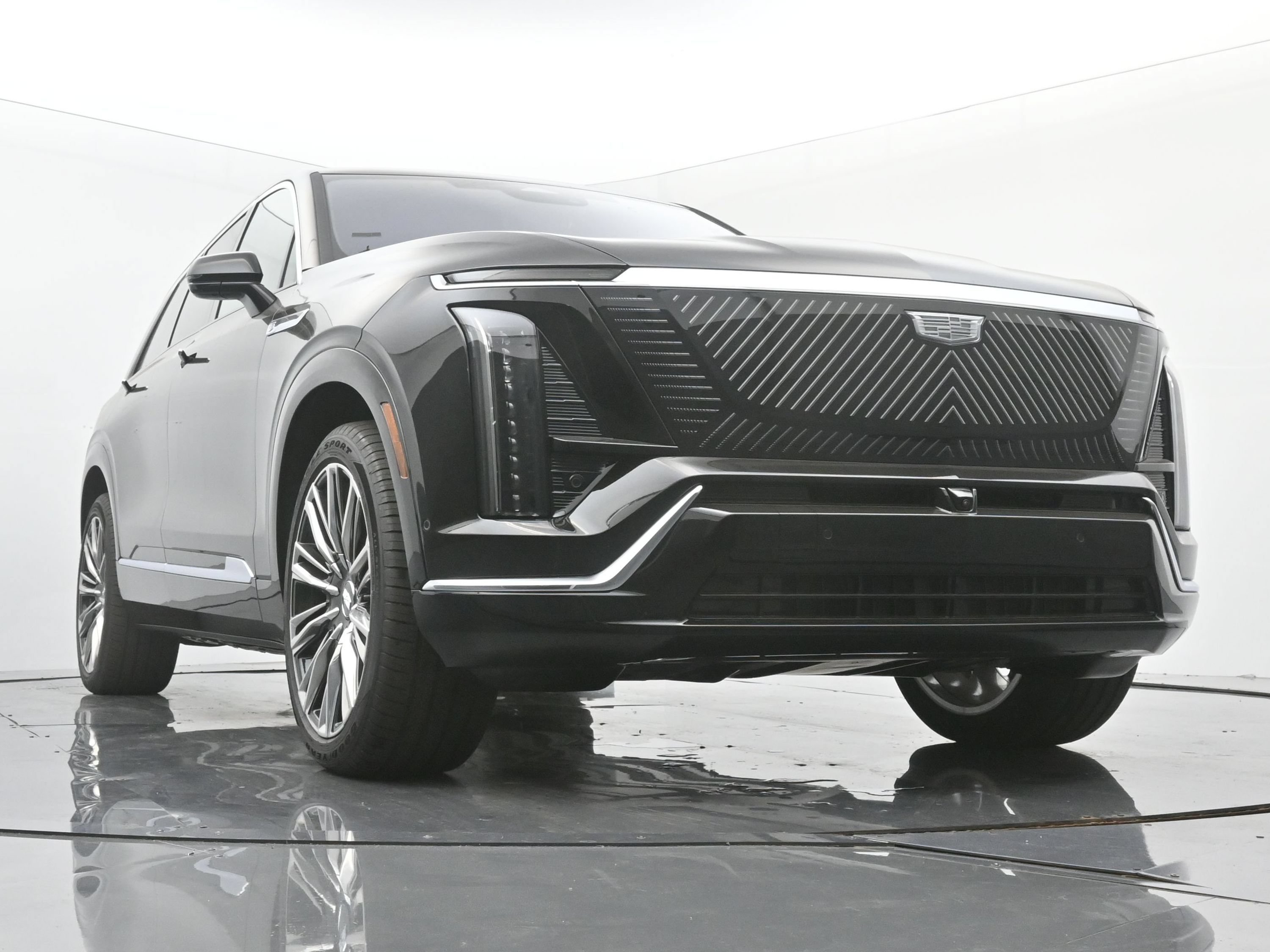 New 2026 Cadillac Vistiq Premium Luxury w/ LPO, Floor Liner Package AWD/4WD image 22