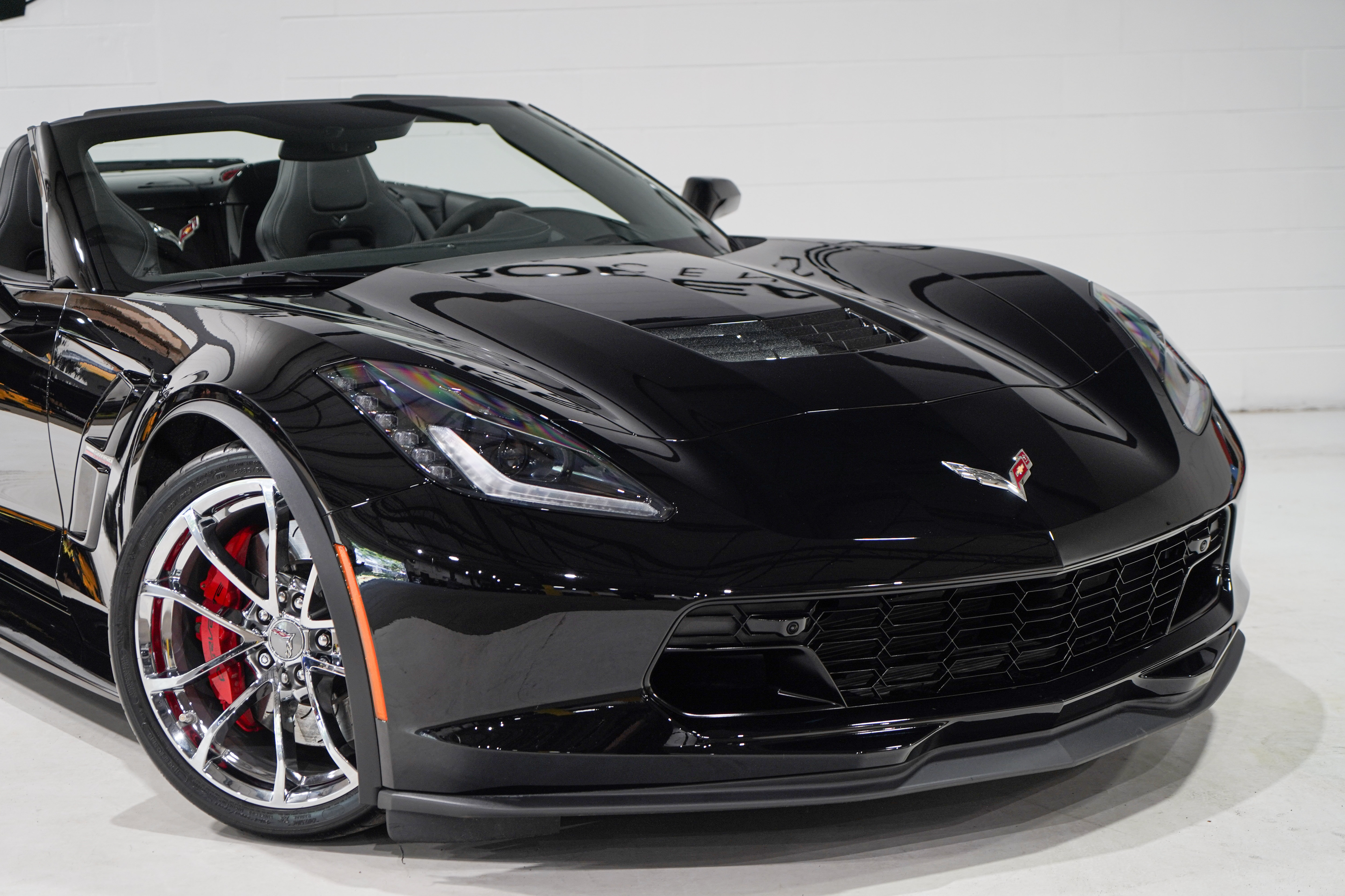 Used 2019 Chevrolet Corvette Grand Sport RWD image 25