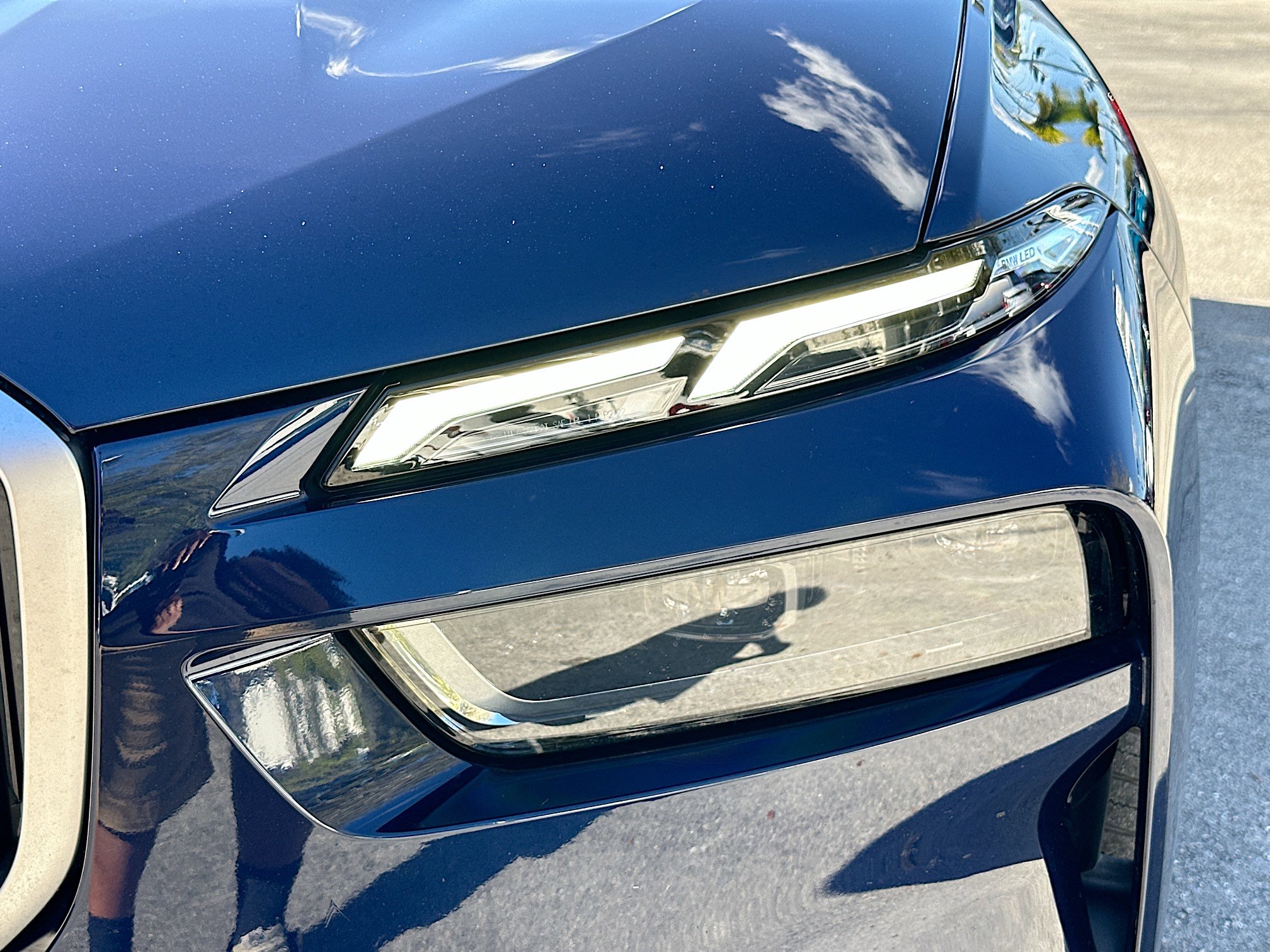 Certified 2023 BMW X7 xDrive40i image 32