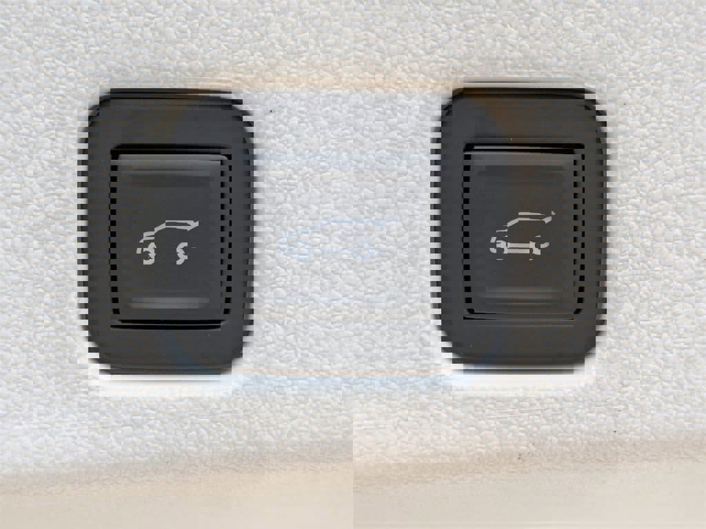 New 2026 Buick Enclave Avenir image 14