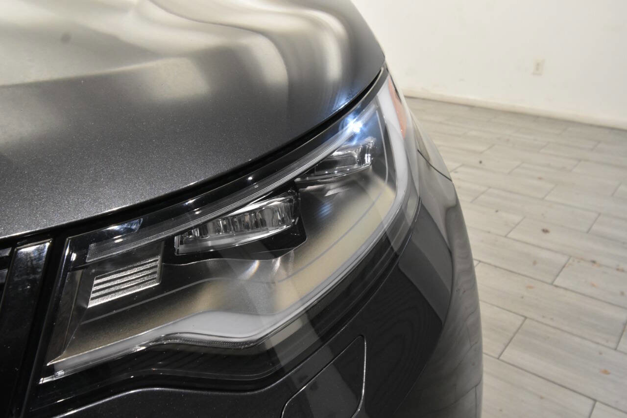 Used 2021 Land Rover Discovery S R-Dynamic image 9