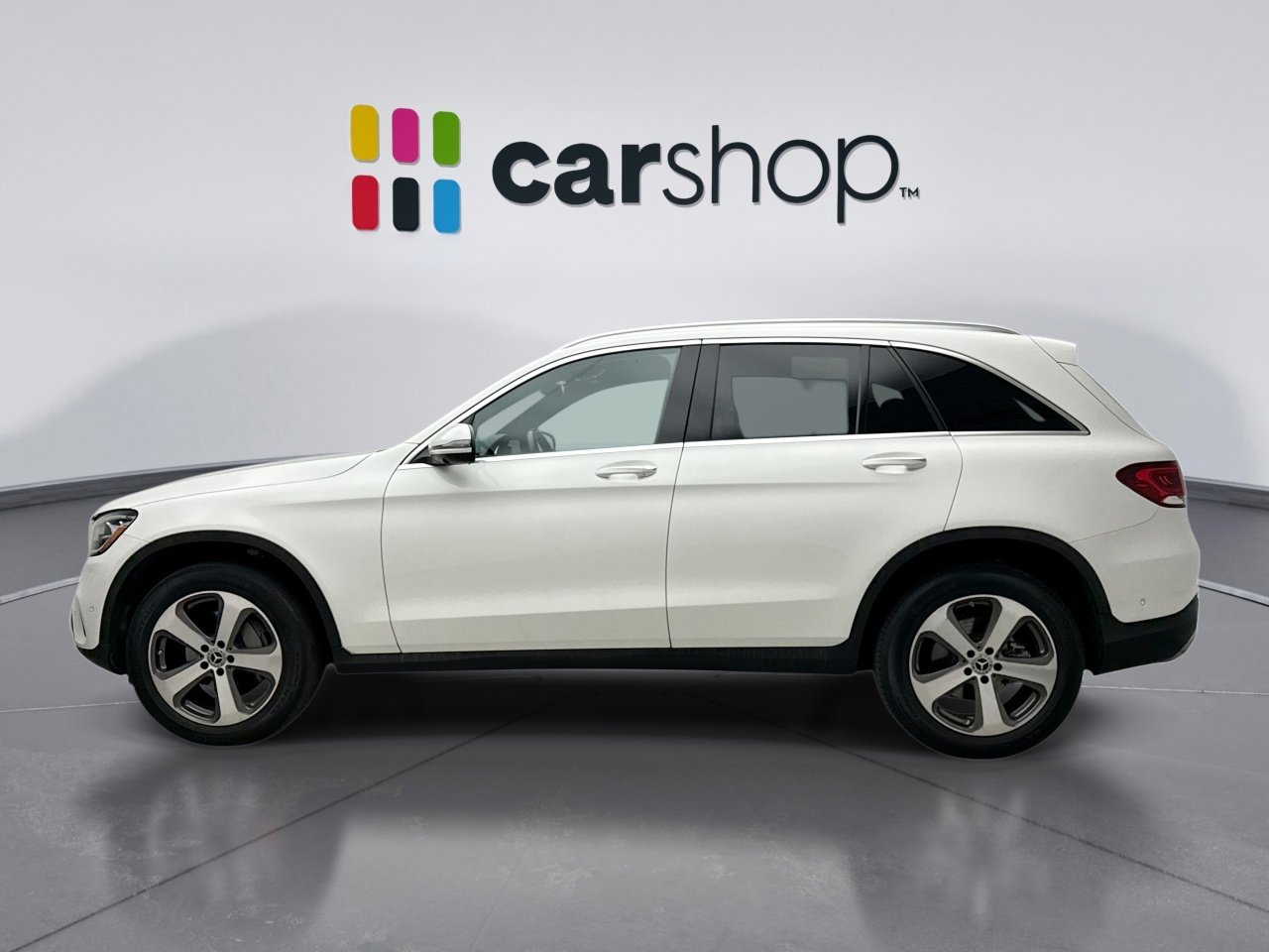 Used 2022 Mercedes-Benz GLC 300 4MATIC w/ Multimedia Package Lite image 2