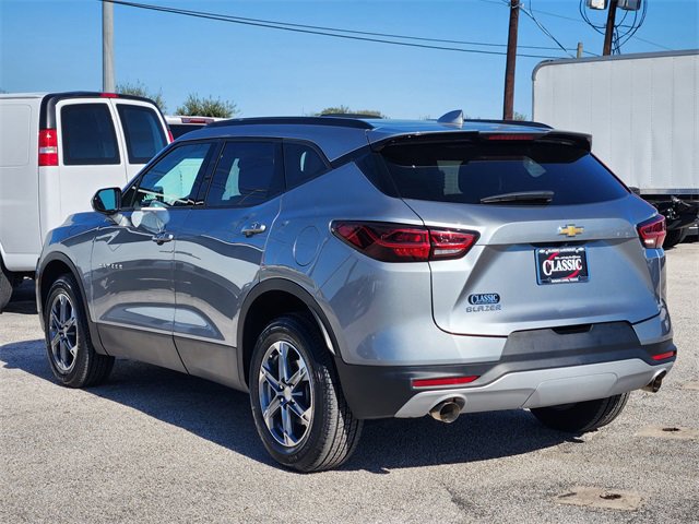 Used 2024 Chevrolet Blazer LT w/ Convenience Package image 5