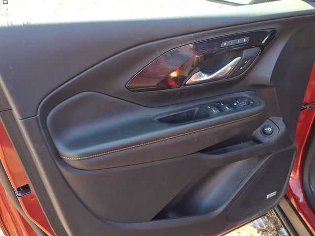 Used 2023 GMC Terrain AT4 w/ Infotainment Package II image 8
