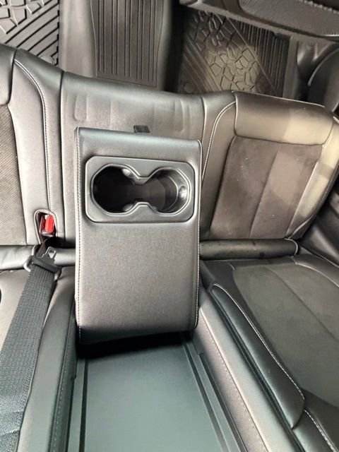 Used 2025 Jeep Grand Cherokee Altitude AWD/4WD image 15