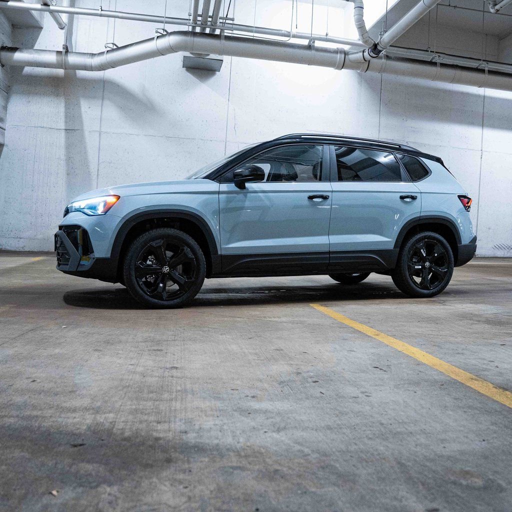 New 2026 Volkswagen Taos SE AWD/4WD image 3