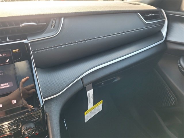 New 2025 Jeep Grand Cherokee Altitude image 25