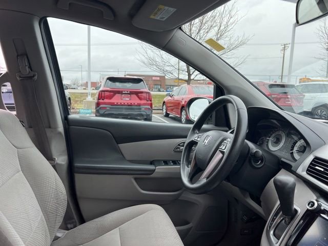 Used 2015 Honda Odyssey EX image 36