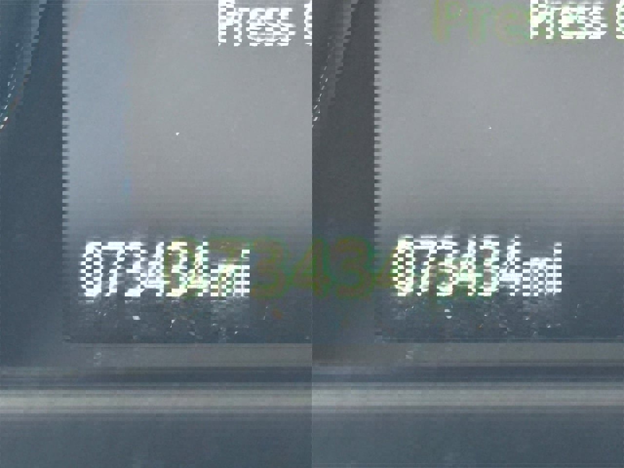 Used 2017 Jaguar XF Premium image 32