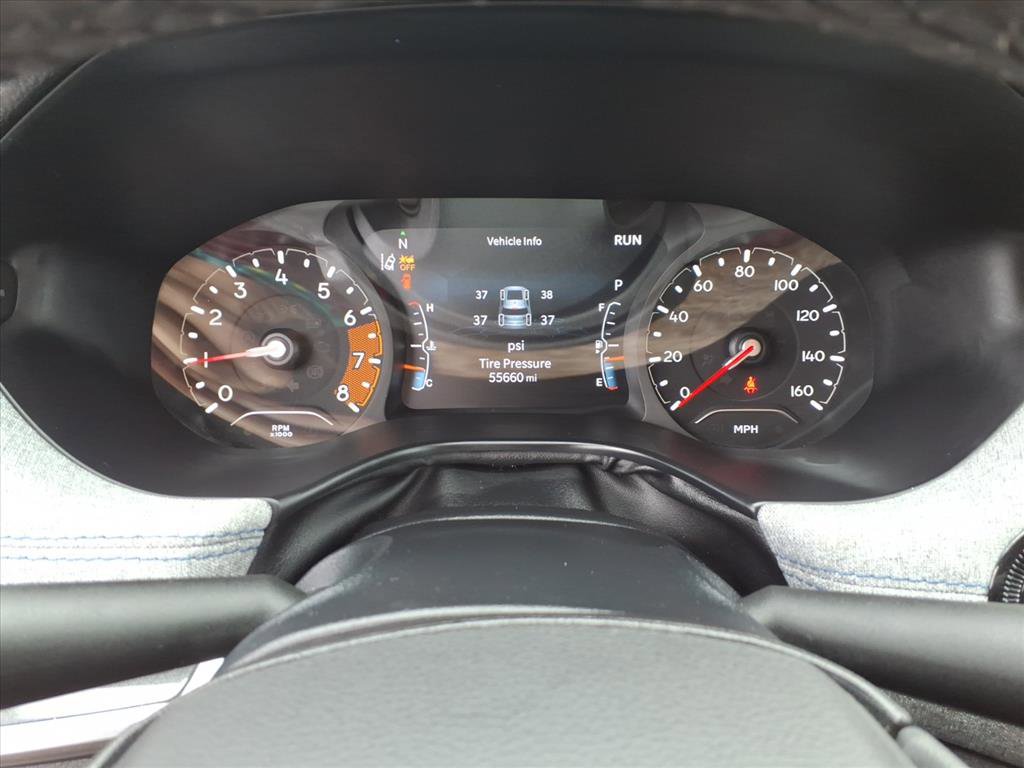 Used 2024 Jeep Compass Latitude image 16