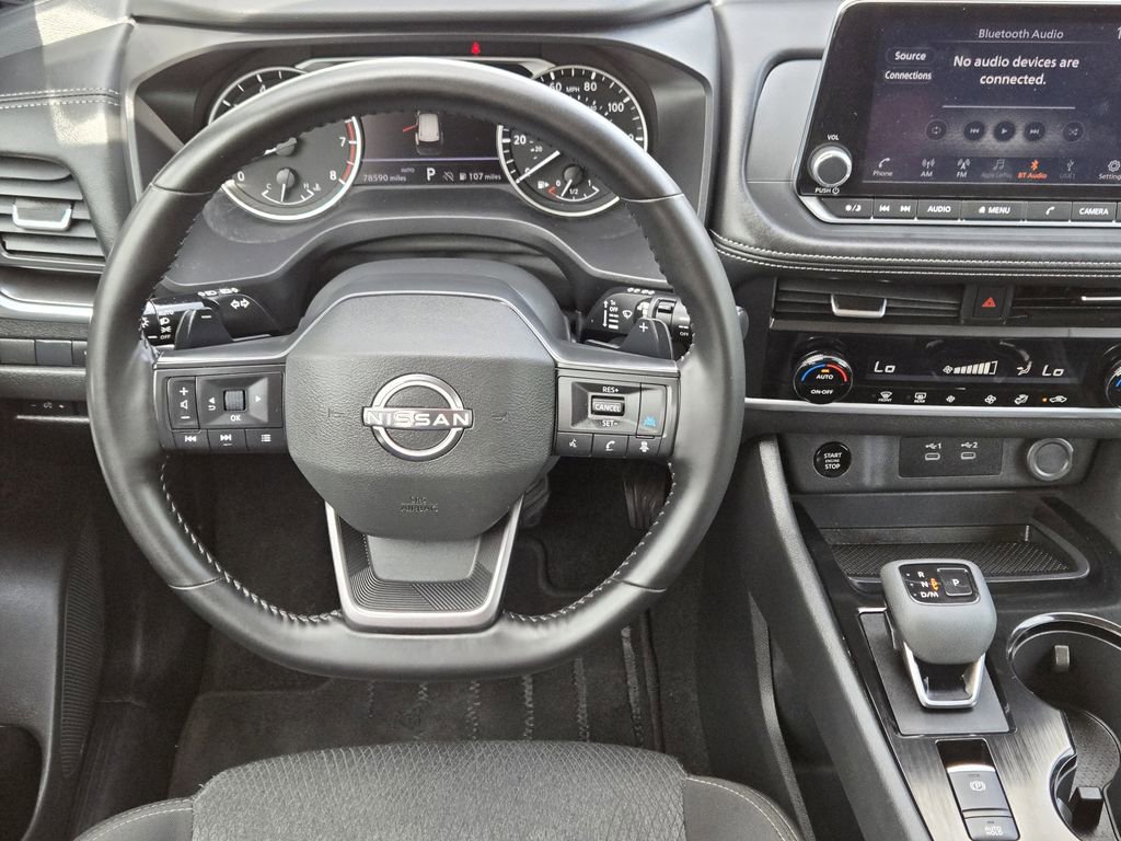 Used 2025 Nissan Rogue SV AWD/4WD image 9