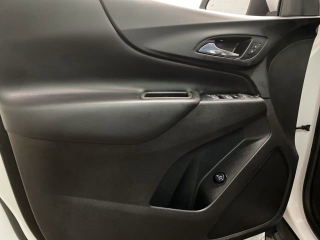 Used 2018 Chevrolet Equinox LT image 28
