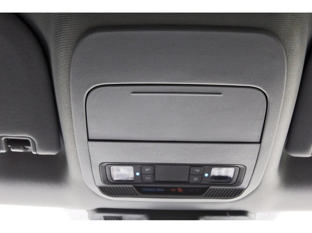 Used 2025 Ford F150 Lightning XLT AWD/4WD image 23