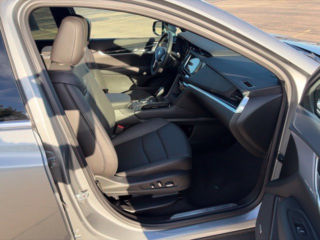 Used 2026 Cadillac XT5 Premium Luxury w/ Driver Assist Package AWD/4WD image 15