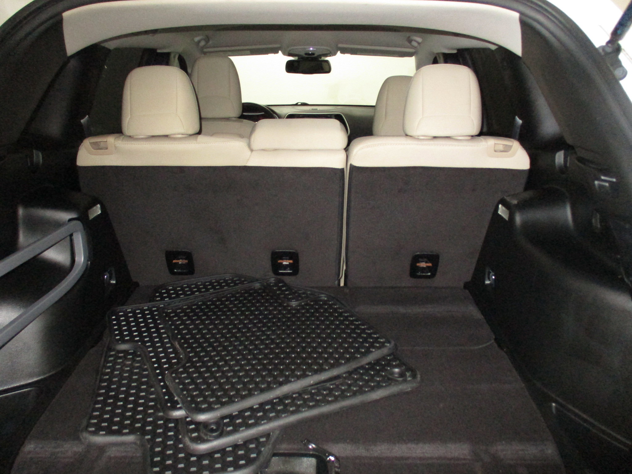 Used 2017 Jeep Cherokee Sport w/ Cold Weather Group image 11