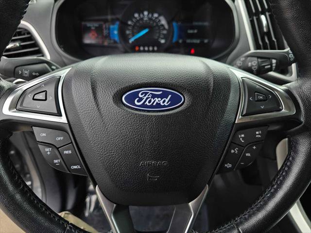 Used 2022 Ford Edge SEL image 26