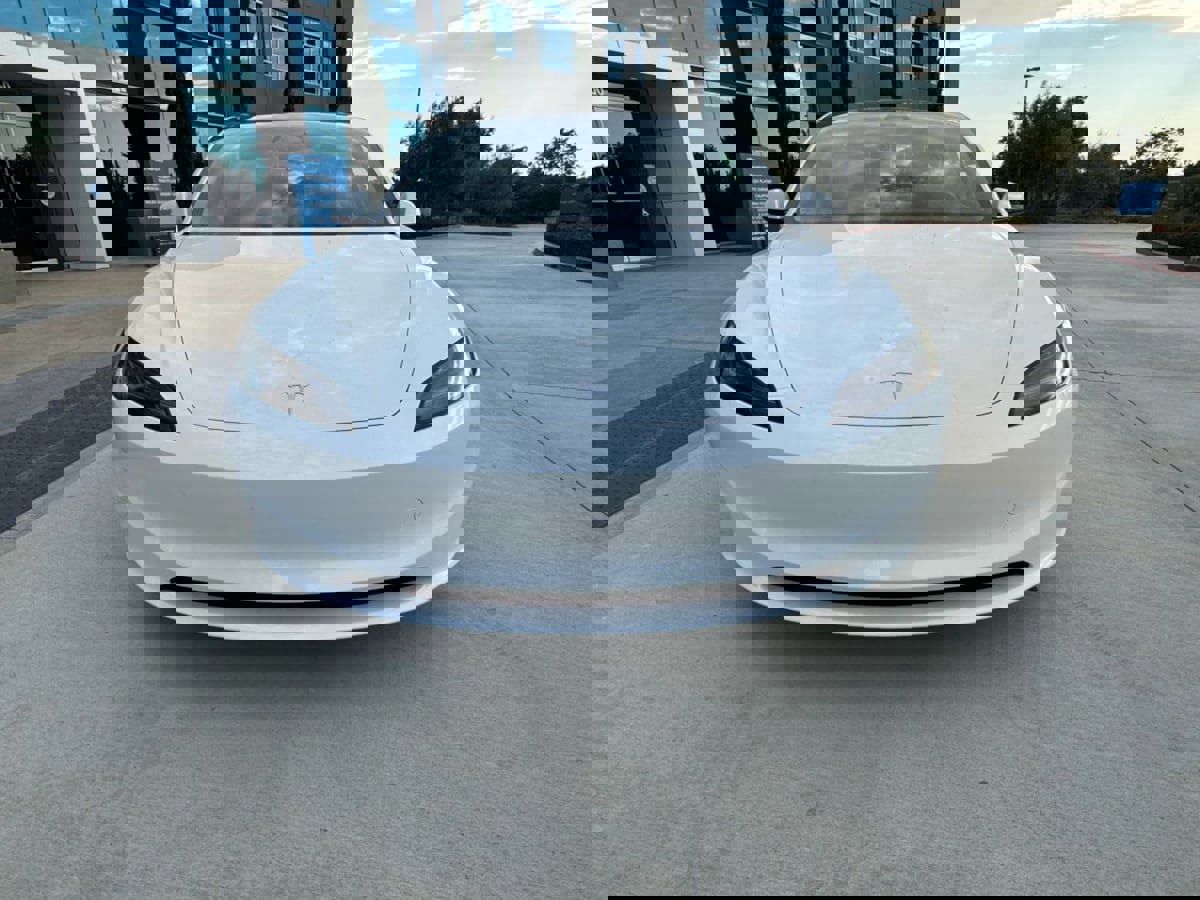 Used 2024 Tesla Model 3 Long Range image 2