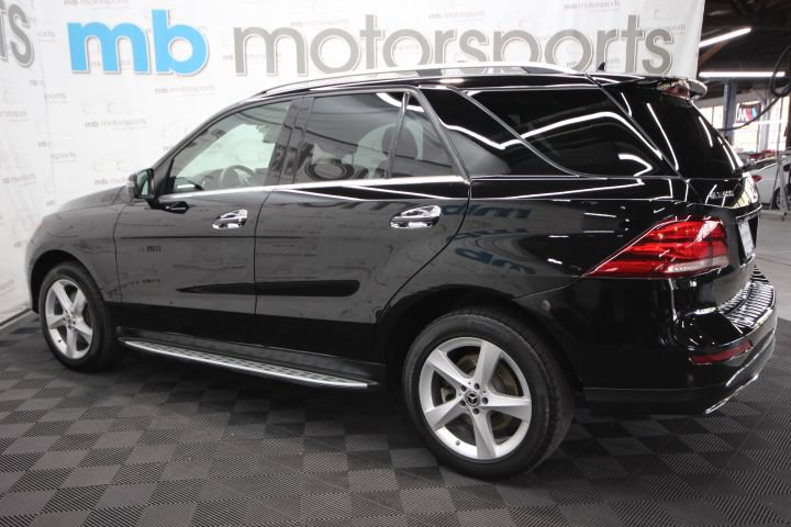 Used 2019 Mercedes-Benz GLE 400 4MATIC image 3