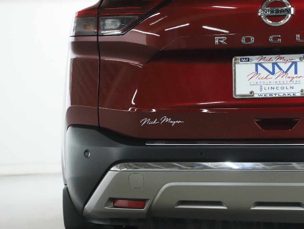Used 2021 Nissan Rogue Platinum image 44