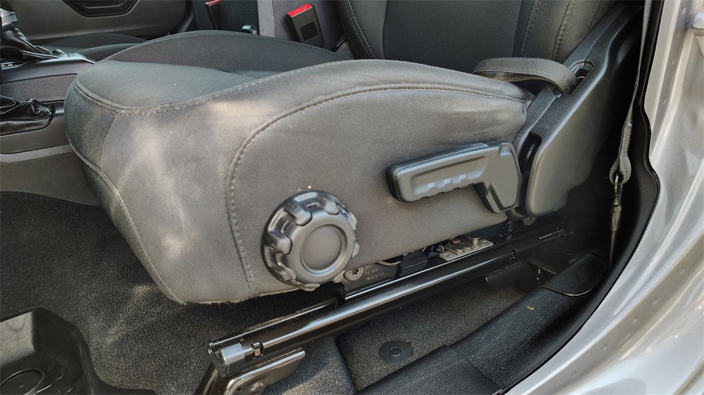 Used 2018 Jeep Wrangler Unlimited Sport S image 11