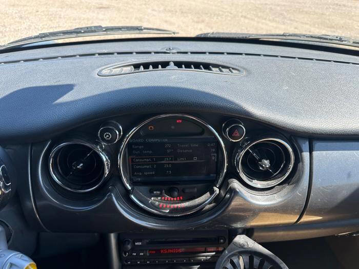 Used 2006 MINI Cooper Convertible FWD image 34