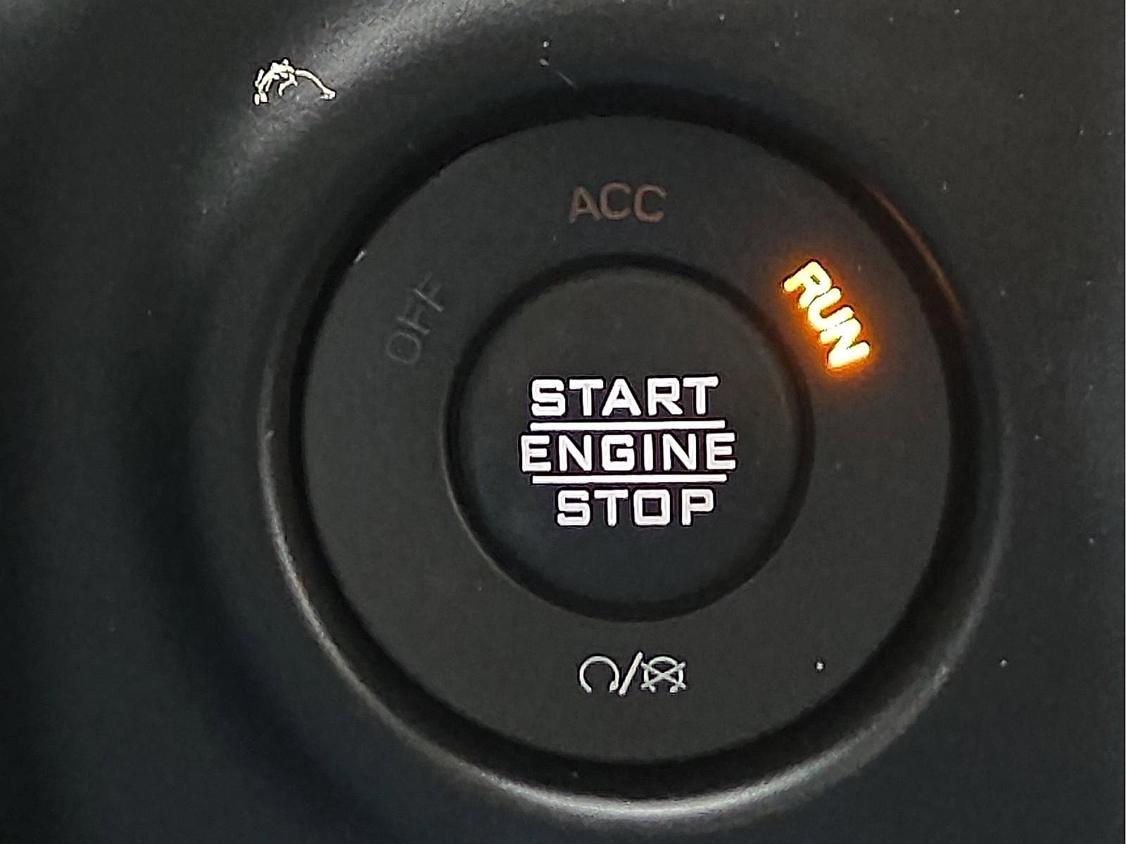 Used 2022 Jeep Wrangler Unlimited Sahara w/ Cold Weather Group image 22