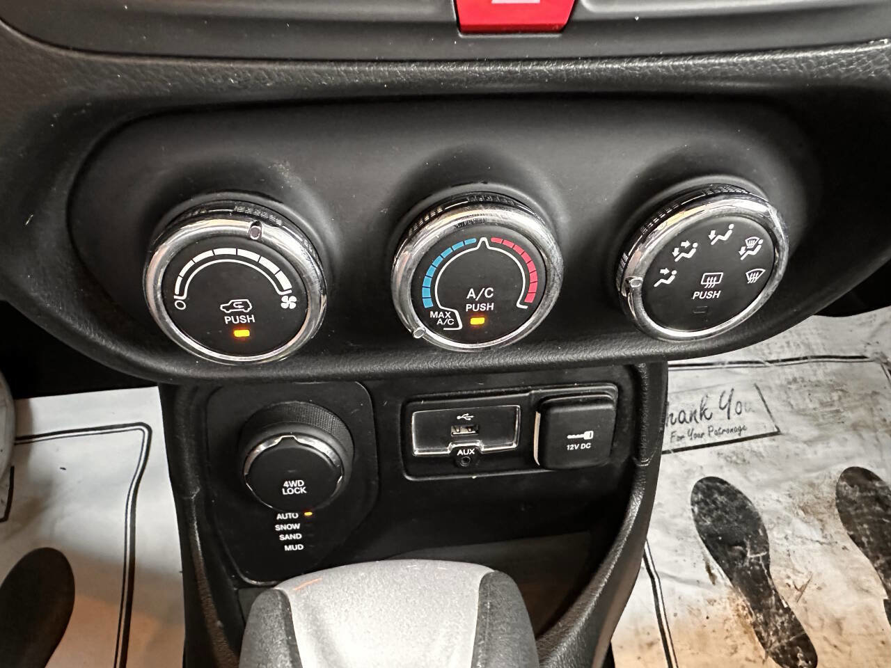 Used 2017 Jeep Renegade Sport w/ Power & Air Group image 12